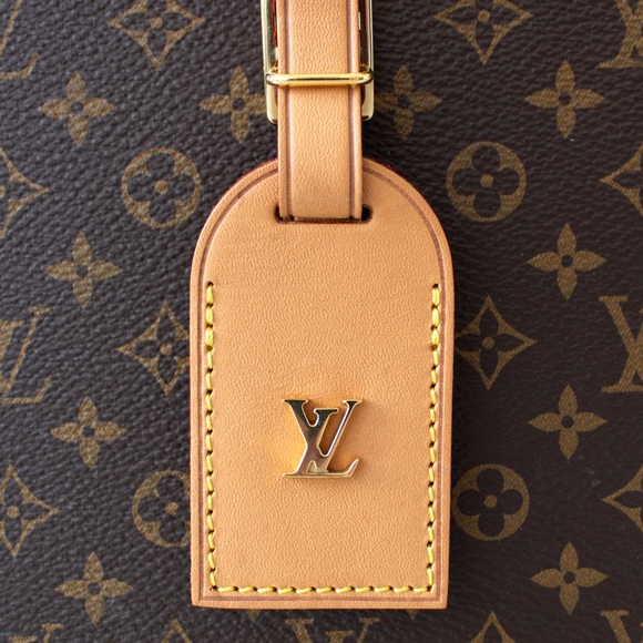 Louis Vuitton Petite Boite Chapeau Monogram Crossbody Canvas Bag - Picture 3 of 16